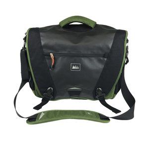 REI Co-op Quantum Messenger Bag Green & Black